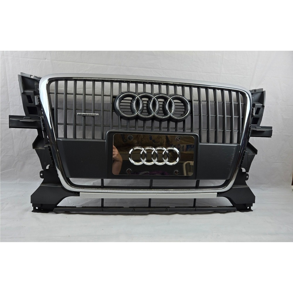 2009-2012 Audi Q5 Quattro OEM Front Radiator Grille Grill Chrome 8R0853651